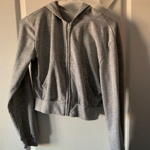 cropped hoodie